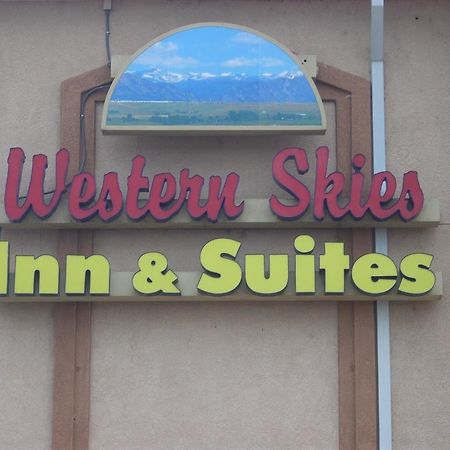 Western Skies Inn & Suites Los Lunas Exterior photo