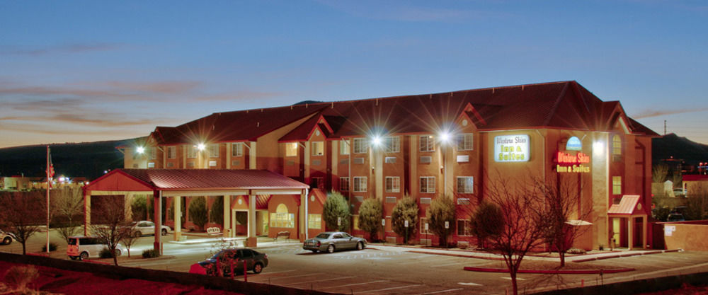 Western Skies Inn & Suites Los Lunas Exterior photo